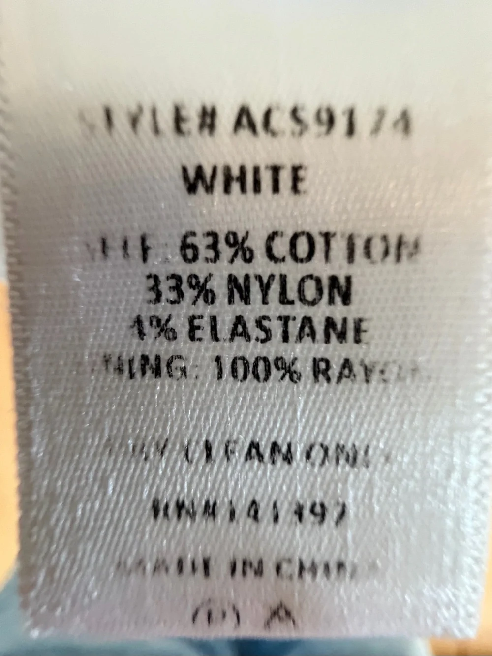 Astr the Label White Smocked Waist Mid Bubble Skirt.